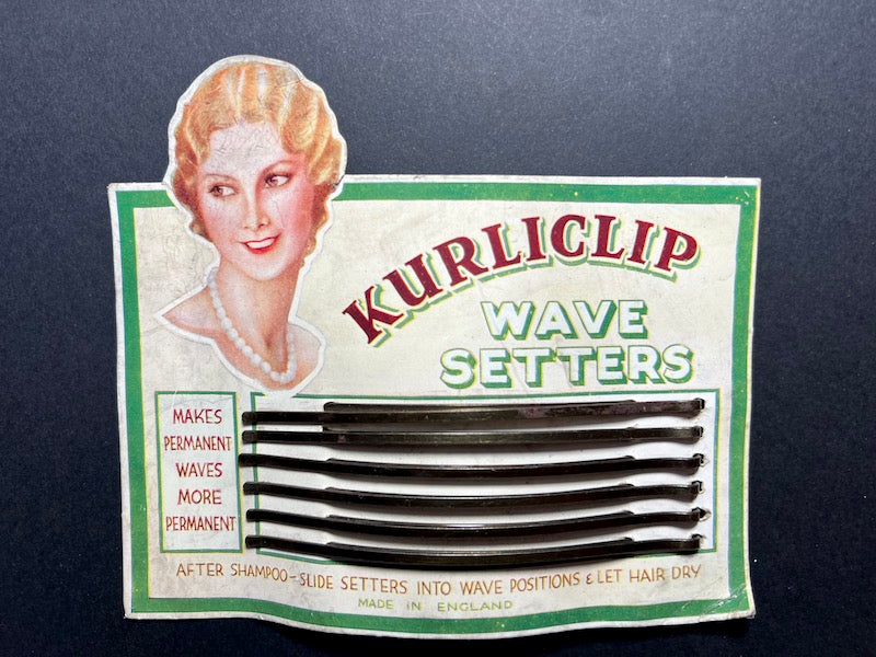 Gorgeous 1920s display card of 11.5cm KURLICLIP WAVE SETTERS