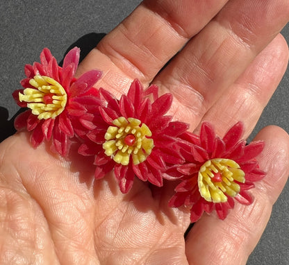 Ready for a Party...1960s Red and Yellow Hair Clip