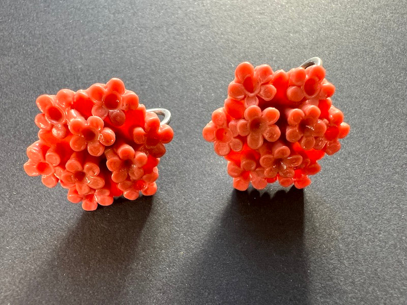 Vintage Coral Pink Little Bunch of Flowers Clip On Earrings