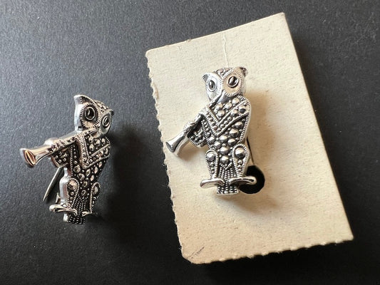 1940s Little Clarinet Playing Owl Faux Marcasite  Brooch - 2.3cm Tall