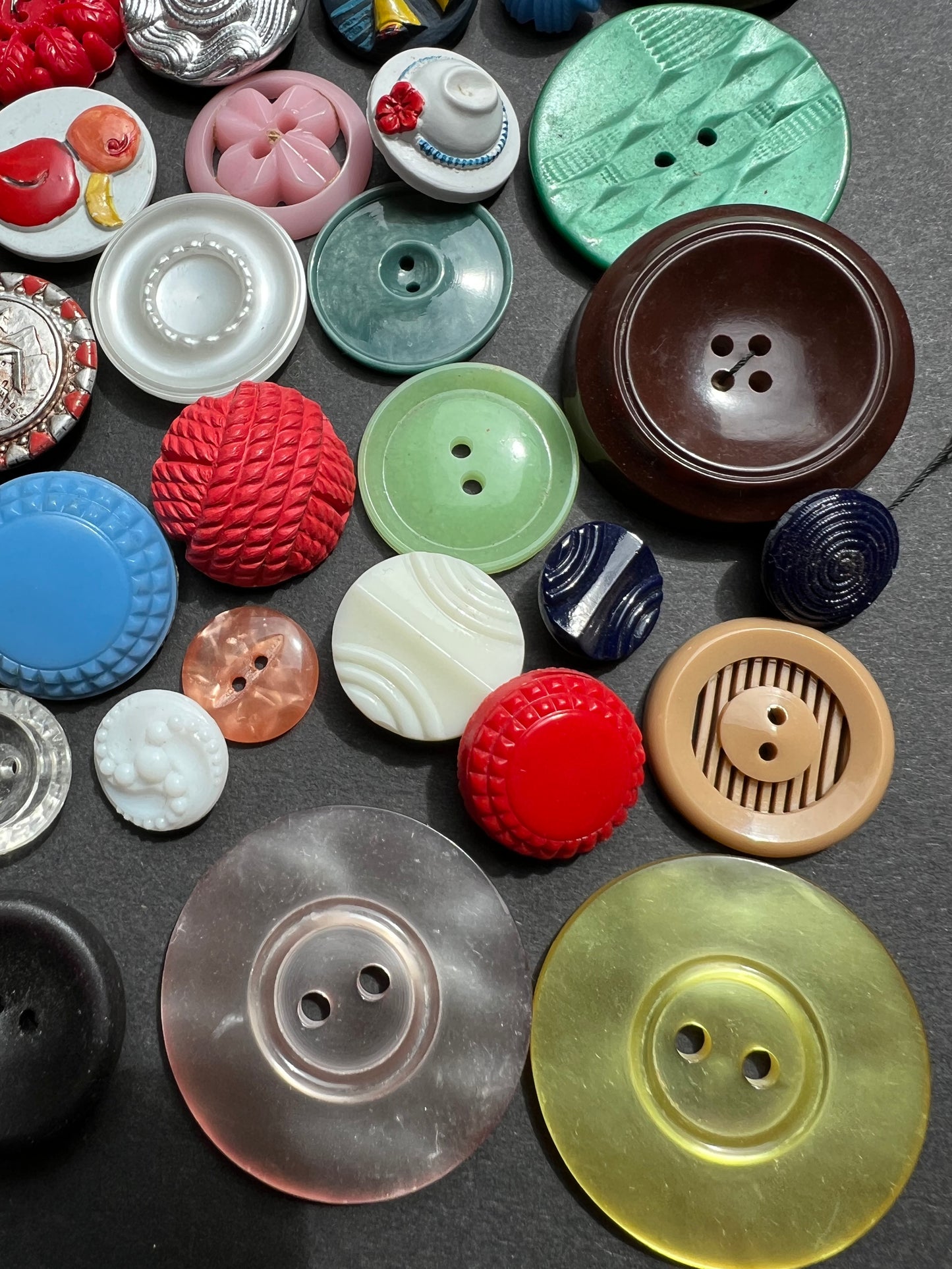 Varied Job Lot of 100 Different Vintage Buttons