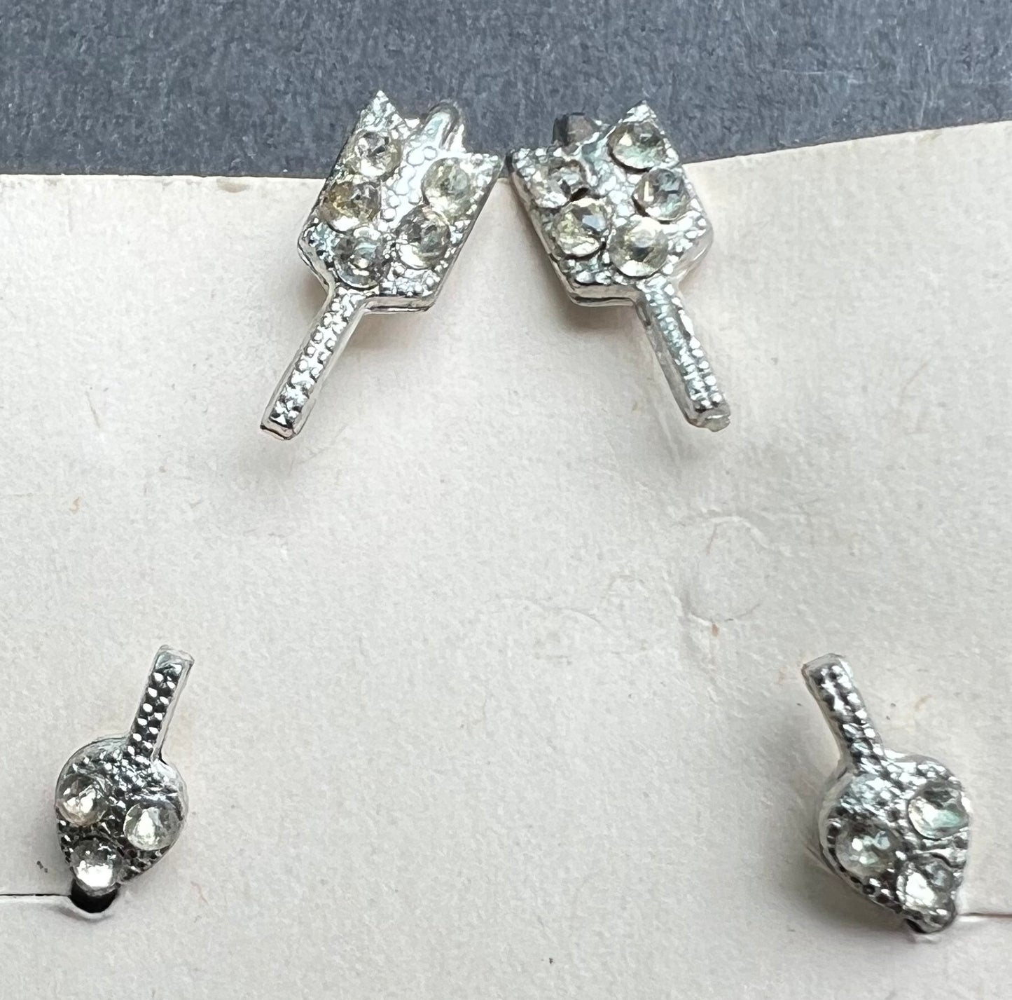 WHOLESALE 10 Unusual 1940s Diamante Arrow Screw On Earrings