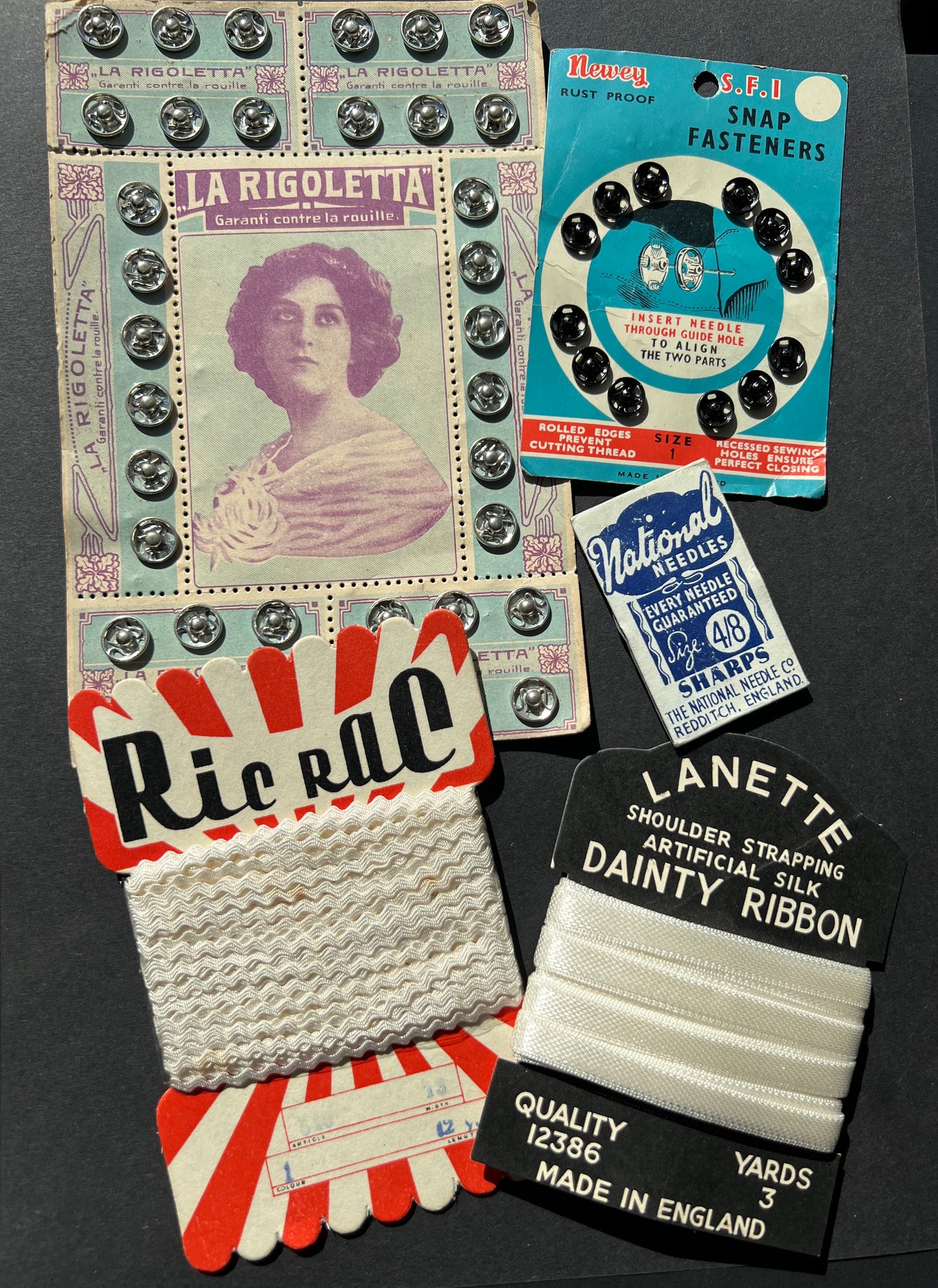 5 Pieces of Vintage Haberdashery