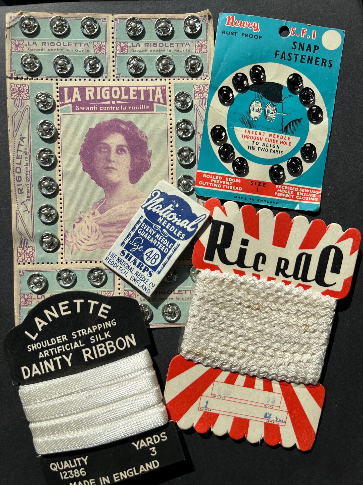 5 Pieces of Vintage Haberdashery