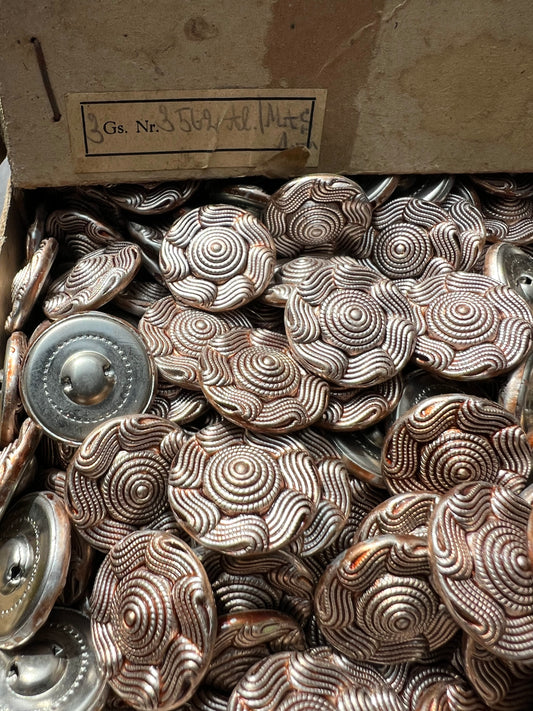 Wholesale -3 Gross -432 - VINTAGE Bronze Tint Swirly Metal Buttons - 2.3cm wide
