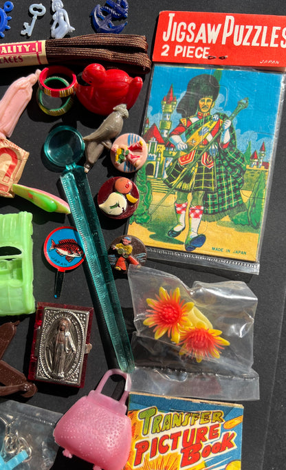 Job Lot of Vintage Toys, Buttons, Transfers Etc from the Bottom of a Box (B)