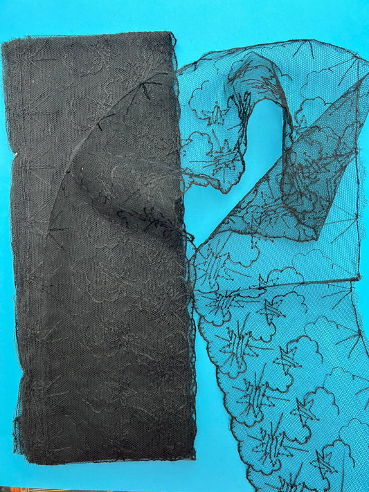 12 yards of Vintage STARS + LIGHTNING 12cm wide  Black Net Trim.