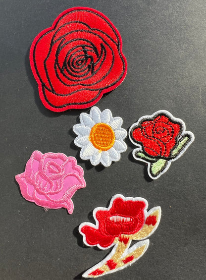 Job Lot of 5 Flower  Iron-On Appliques / Patches (13)