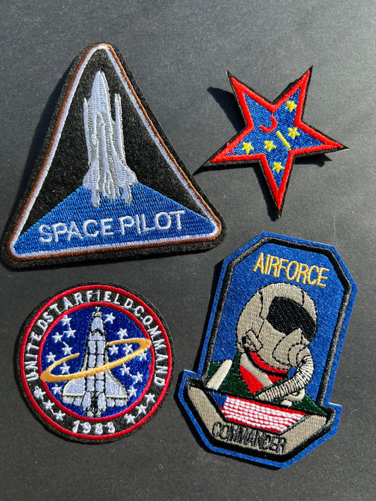 4 Assorted Space BIG Iron-On Appliques / Patches (17)
