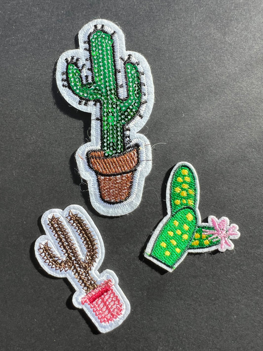 3 Cactus Iron-On Appliques / Patches incl Sequins (19)