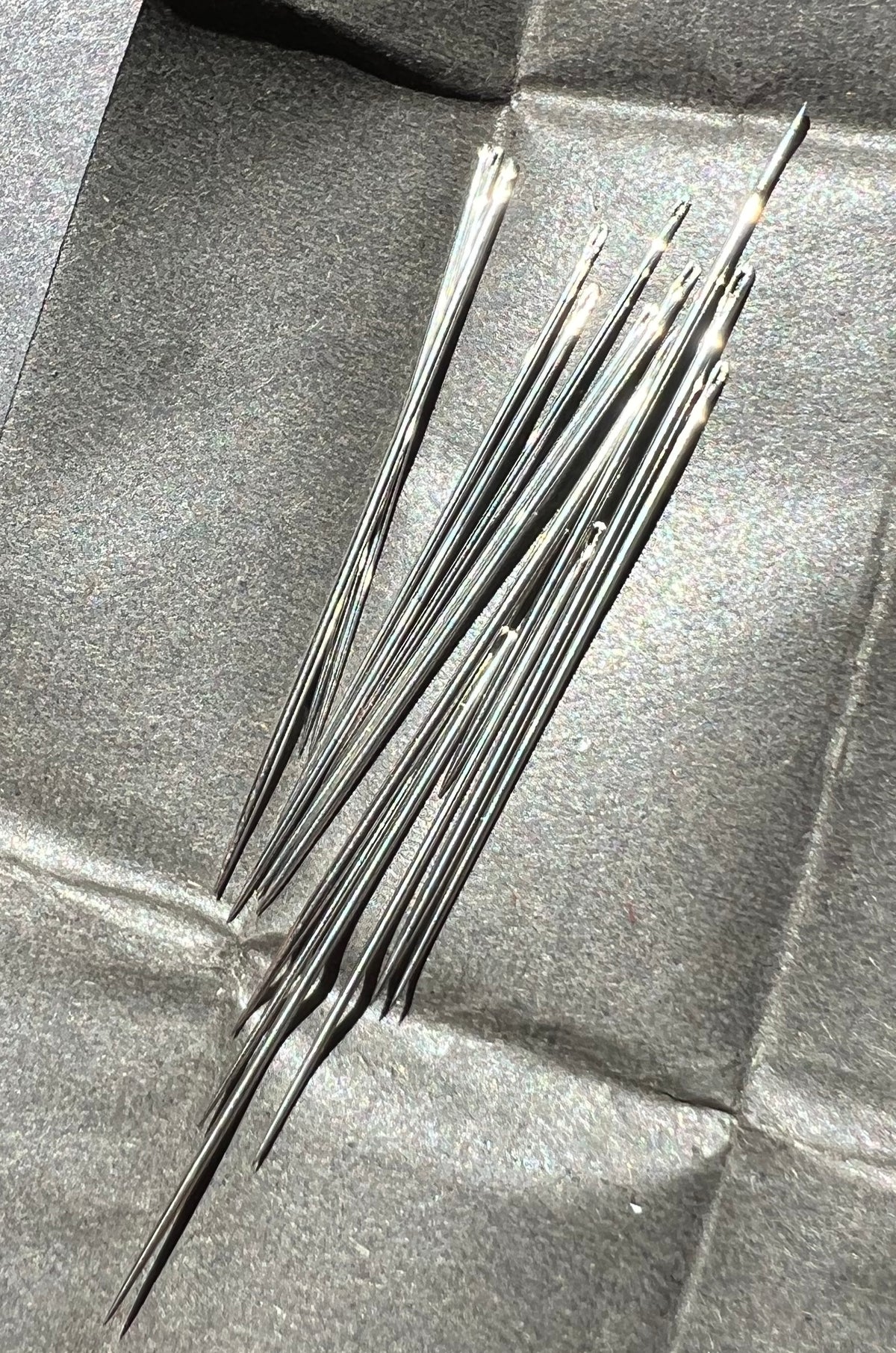 Vintage Packet of Kirby Beard Egg Eyed 3/7 Sharps - 15 Needles -3.5cm - 4.3cm