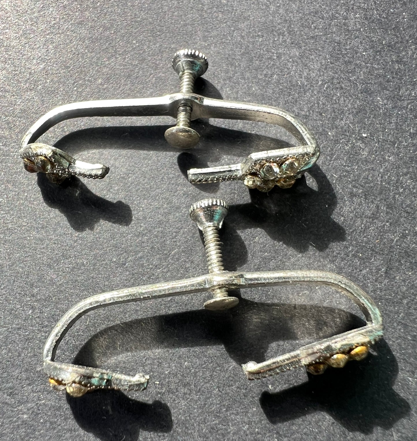 WHOLESALE 10 Unusual 1940s Diamante Arrow Screw On Earrings