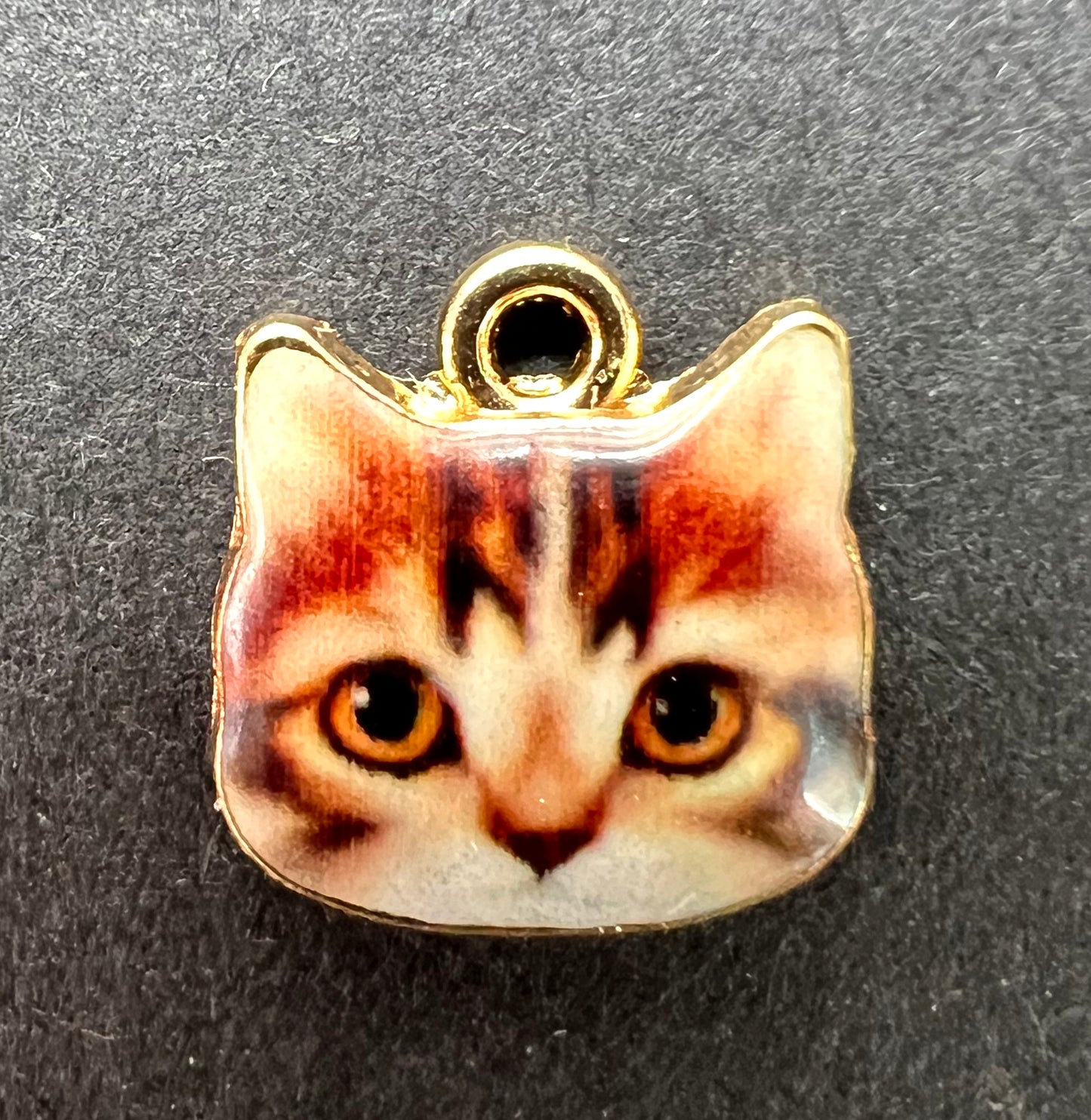 1.2cm  Inscrutable Enamel Cat Charms