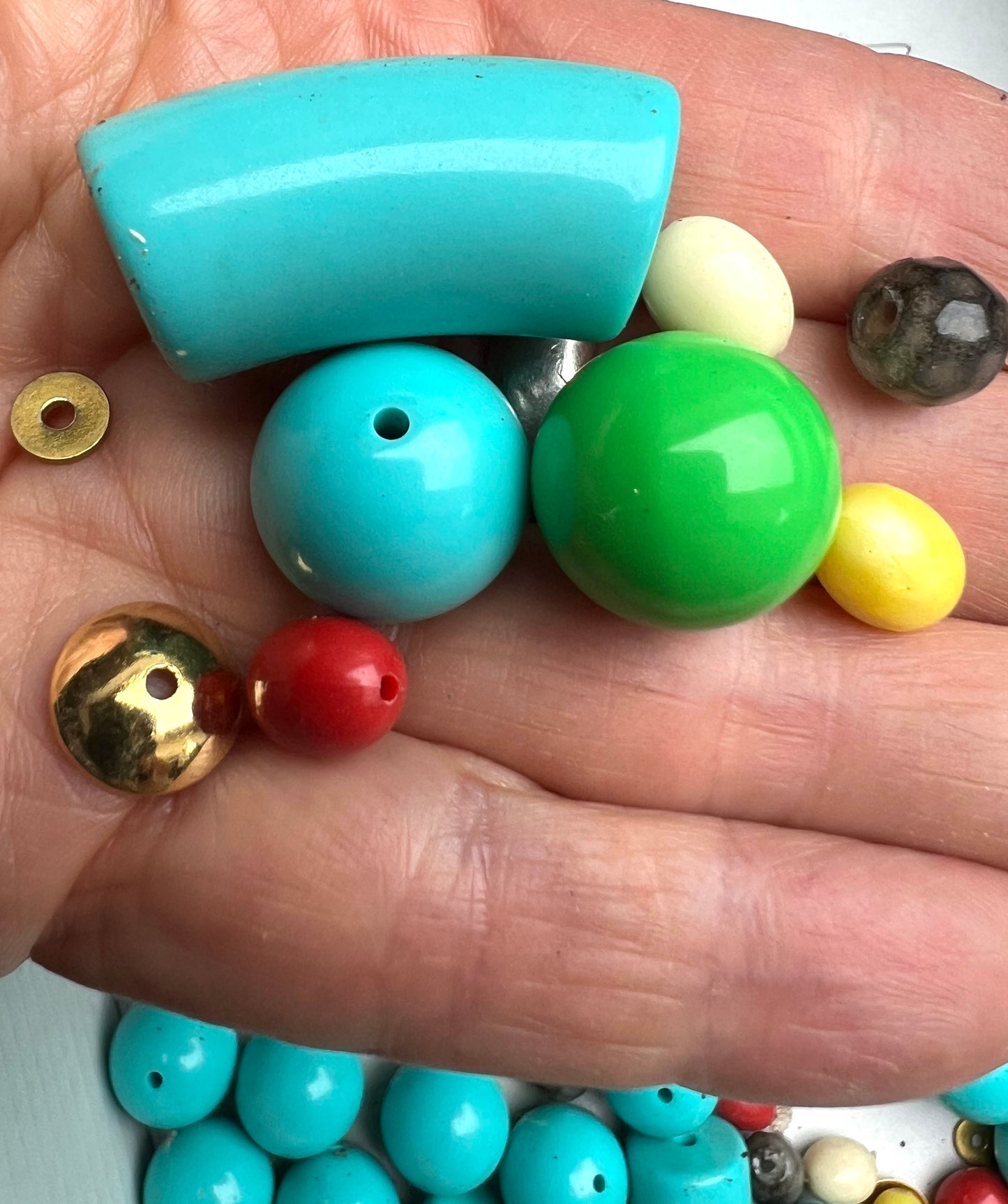 Job Lot of Plastic Beads for ...Creating