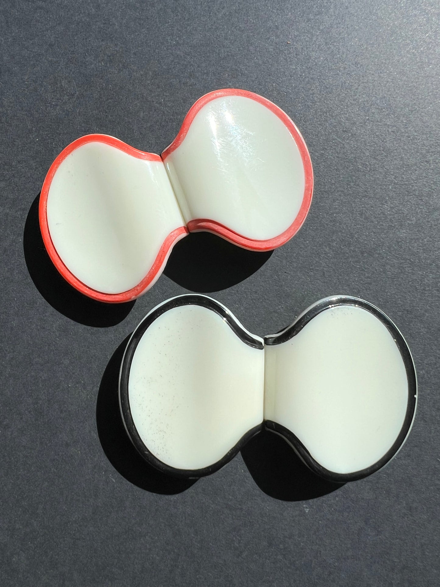 Sinuous 1930s Glass 2 Part Buckle 7 x 4.2cm for Belts up to 2.5cm Wide