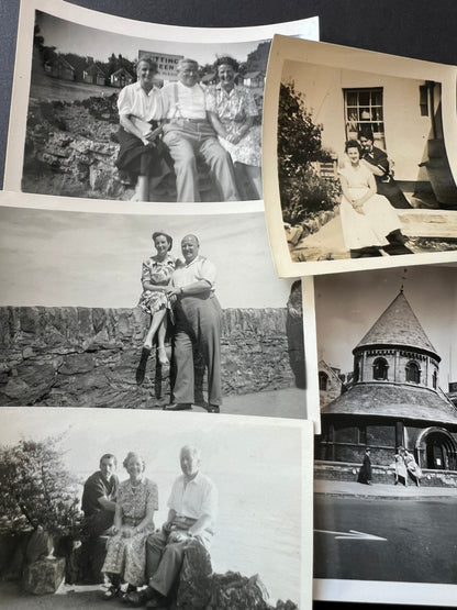 15 Old Photos of People Sitting on Walls 1920s - 50s (F1)