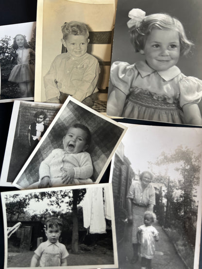 25 Old Photos 1920s - 70s of Kids (F49)