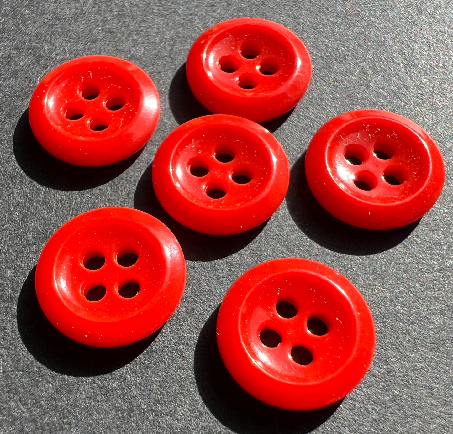 8 Perfect Little Bright Red 1cm Vintage Buttons