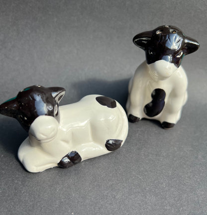 Pair of Ceramic Cows Salt & Pepper Cruet Set- Old Shop Stock