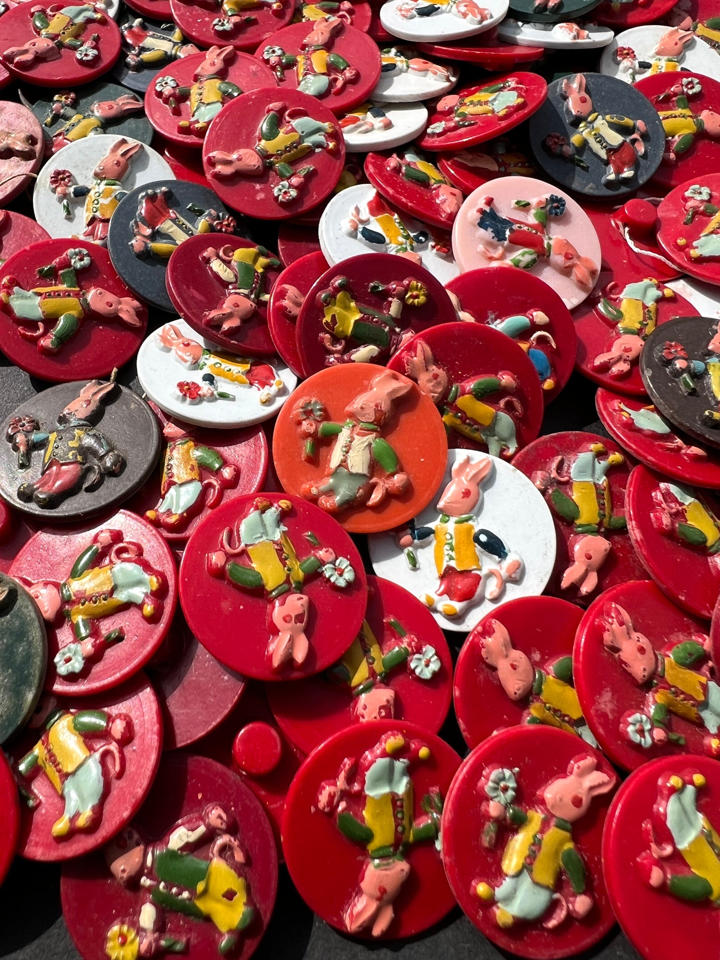 100 Vintage Rabbit Buttons (Slight paint wear)