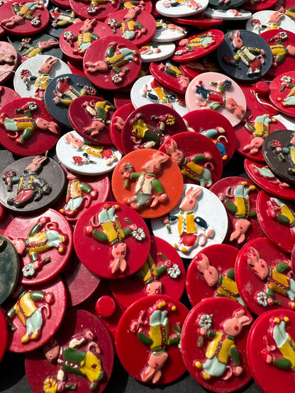 100 Vintage Rabbit Buttons (Slight paint wear)