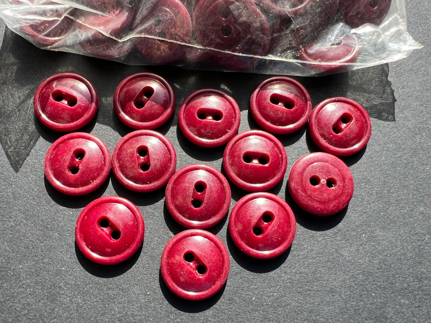 245 Vintage Maroon 1.4cm Buttons