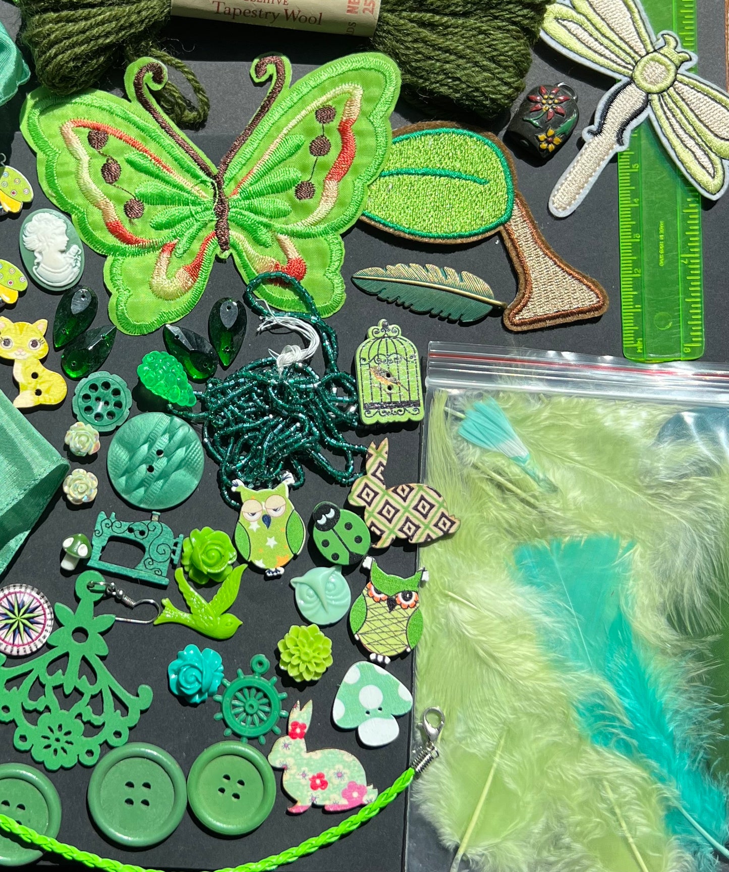 Green Craft Pack Incl. Vintage Swarovski Beads + Cabochons, Ribbon + Thread