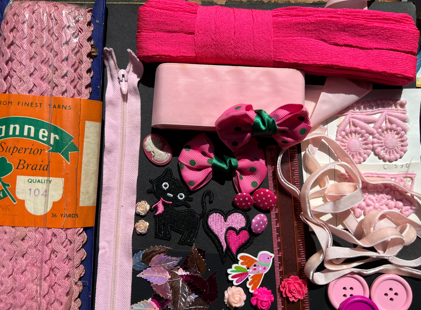 Pink Vintage Craft Pack Incl.Lots of Trim, Ribbon, RicRac, Patches, Cabochons, Feather Sequins Etc