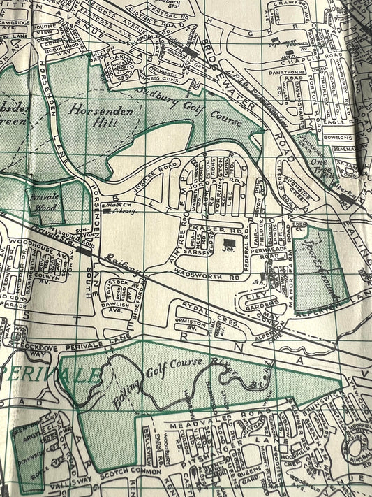 1940s Cloth Map of EALING & DISTRICT