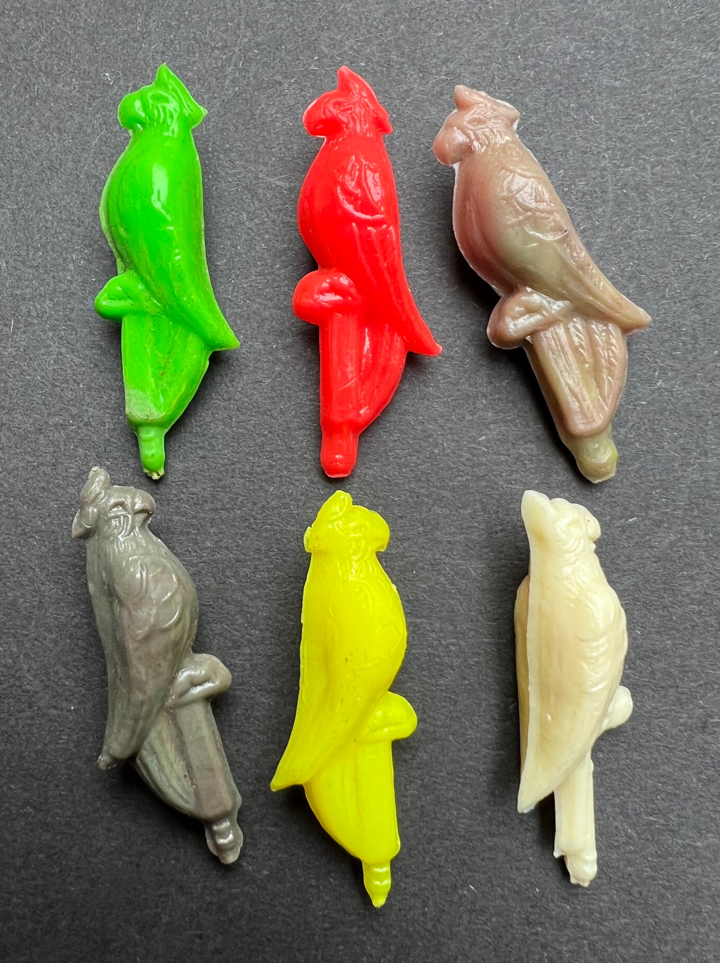 Vintage 3.5cm Plastic Parrots on Perches