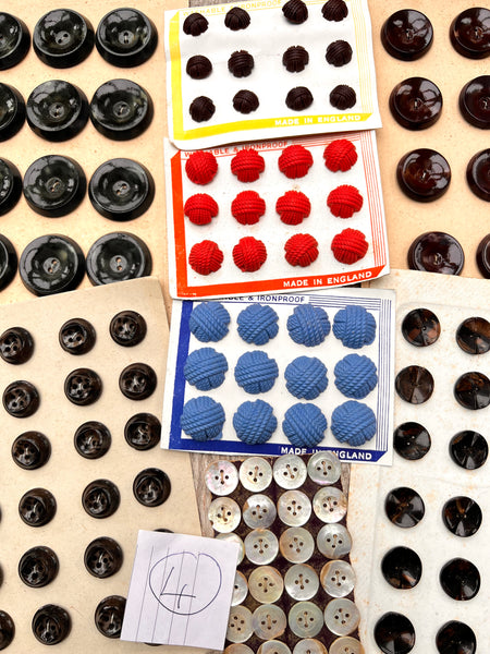 8 sheets of Vintage Buttons - lot 4