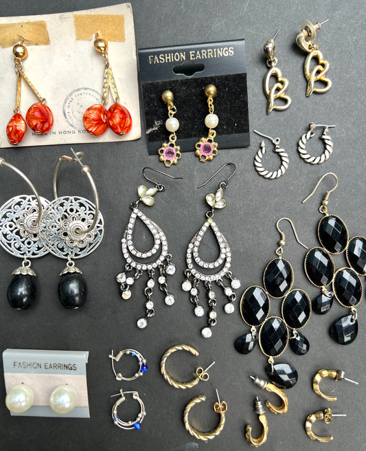 Job Lot of 12 Vintage  Earrings