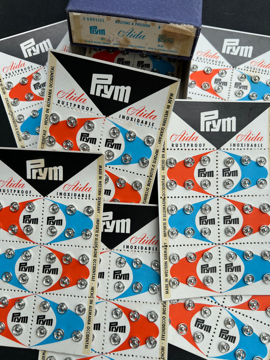 Vintage 8mm PRESS STUDS - Wholesale Box of 8 Sheets of 36