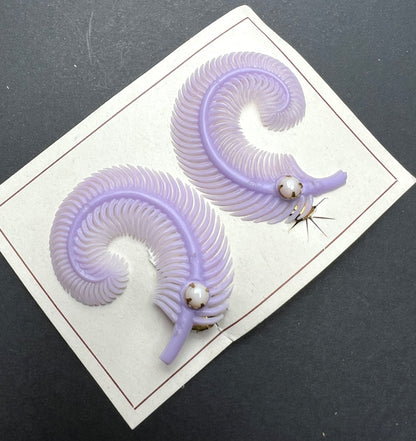 Delightful Pale Lavender Feather Vintage Clip-on Earrings