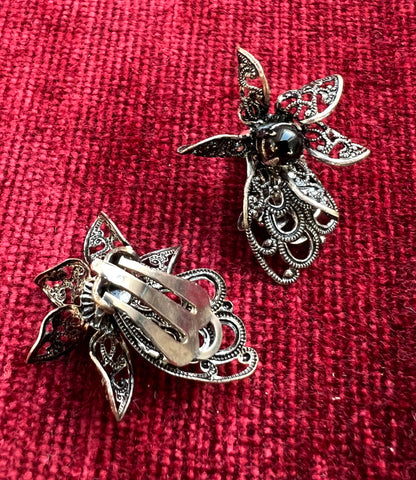 Filigree and Black Glass Vintage Clip On Earrings