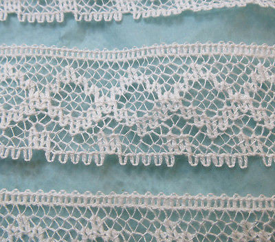 12 Yds Lovely Vintage English 1"  White Lace Trim