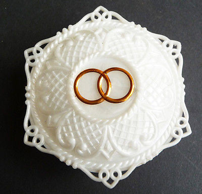 Very Pretty + Delightfully Kitsch Vintage Wedding Rings Holder - 2 gold rings..