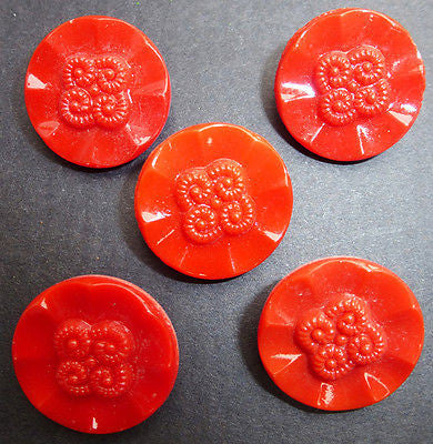 6 Delightful Vintage Red Flower Glass Buttons - 1.8cm