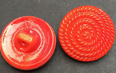 6 Stunning 1.8cm Vintage Red Glass Coiled Rope Buttons