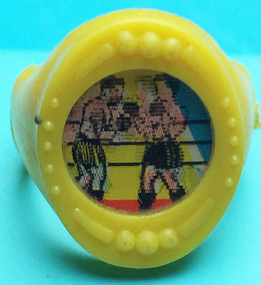 Wonderful 1960s FOOTBALL Lenticular Flicker Ring