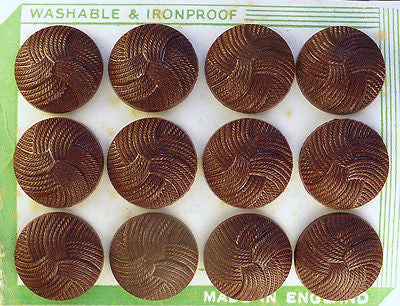1940s Bakelite Interlocking Thread Buttons -12 on Display Card- Choice of Sizes