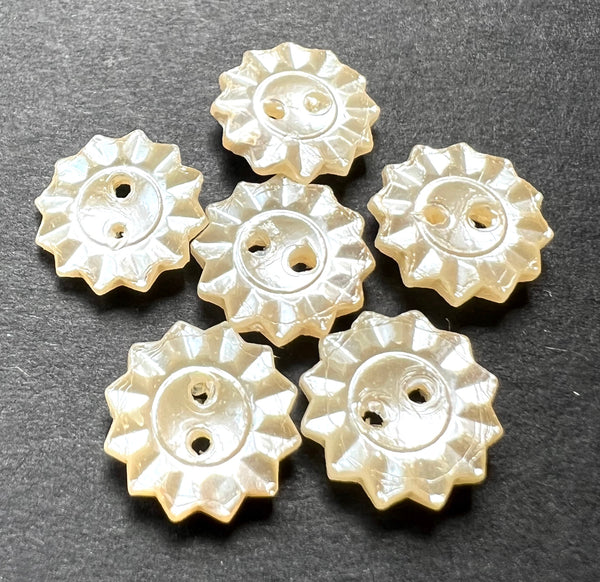 6 Deco Pearly Glass Star 12mm Buttons