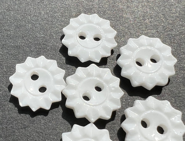 6 Deco White Glass Star 12mm Buttons