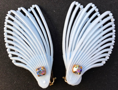 Delightful 1950s Aurora Borealis Wing Shaped clip on Earrings