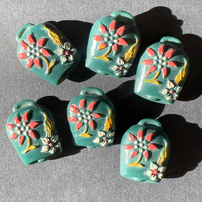 24 Vintage Italian Buttons - Cowbells with Edelweiss - 10 colours