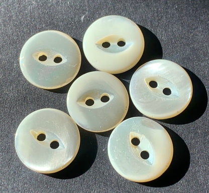 6 Vintage 1.4cm Mother of Pearl Buttons