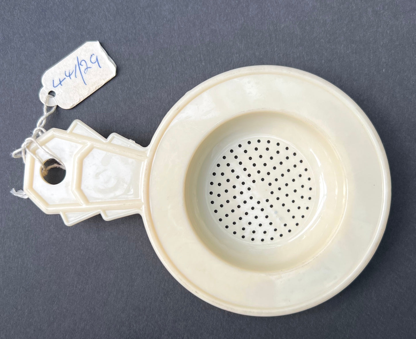 Glorious Deco Tea Strainer 13cm Made in England