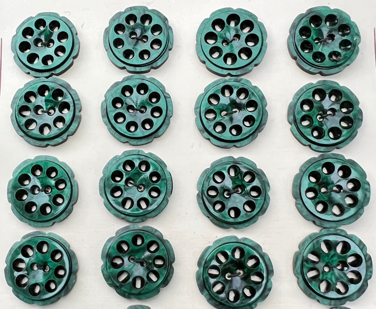 Shiny Emerald Green 2.2cm or 1.6cm Vintage French Buttons - 6 or 24