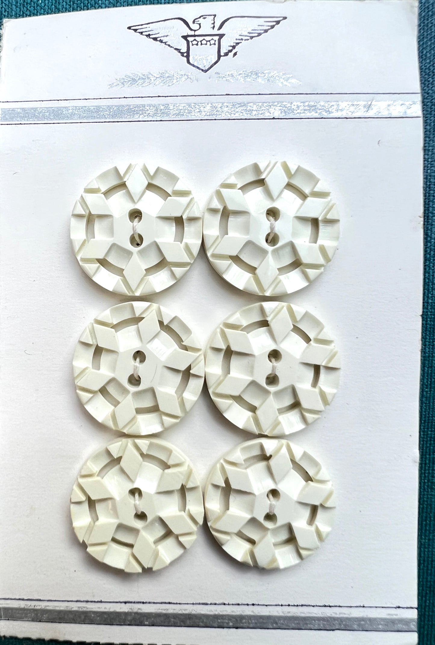 6 Vintage Origami  White 1.5cm, 1.8cm, 2.7cm  Buttons