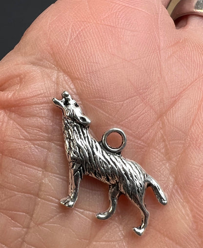 Howling Wolf Charms / Pendants
